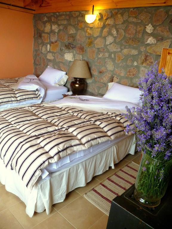 La Calandria Casa De Campo Villa Puerto Madryn Oda fotoğraf